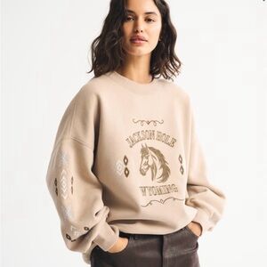 Abercrombie Jackson Hole Wyoming Horse Graphic Crewneck Sweatshirt - Beige